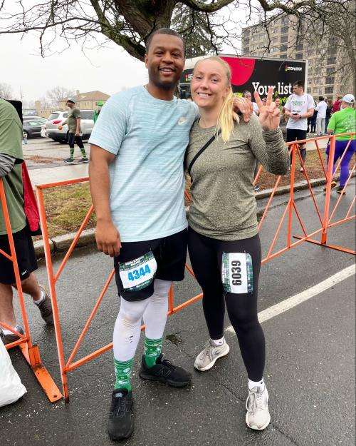 Johanna Englund and her partner finishing a marathon