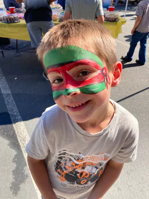 Lockett in face paint