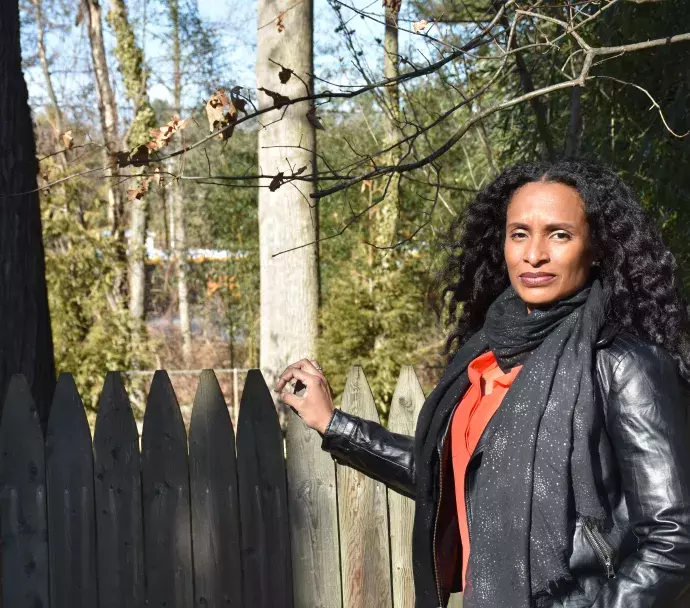 black woman outside proud akfshoot