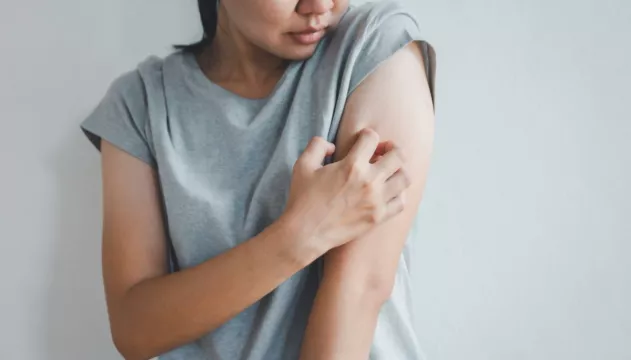 Pruritus (itchy skin)