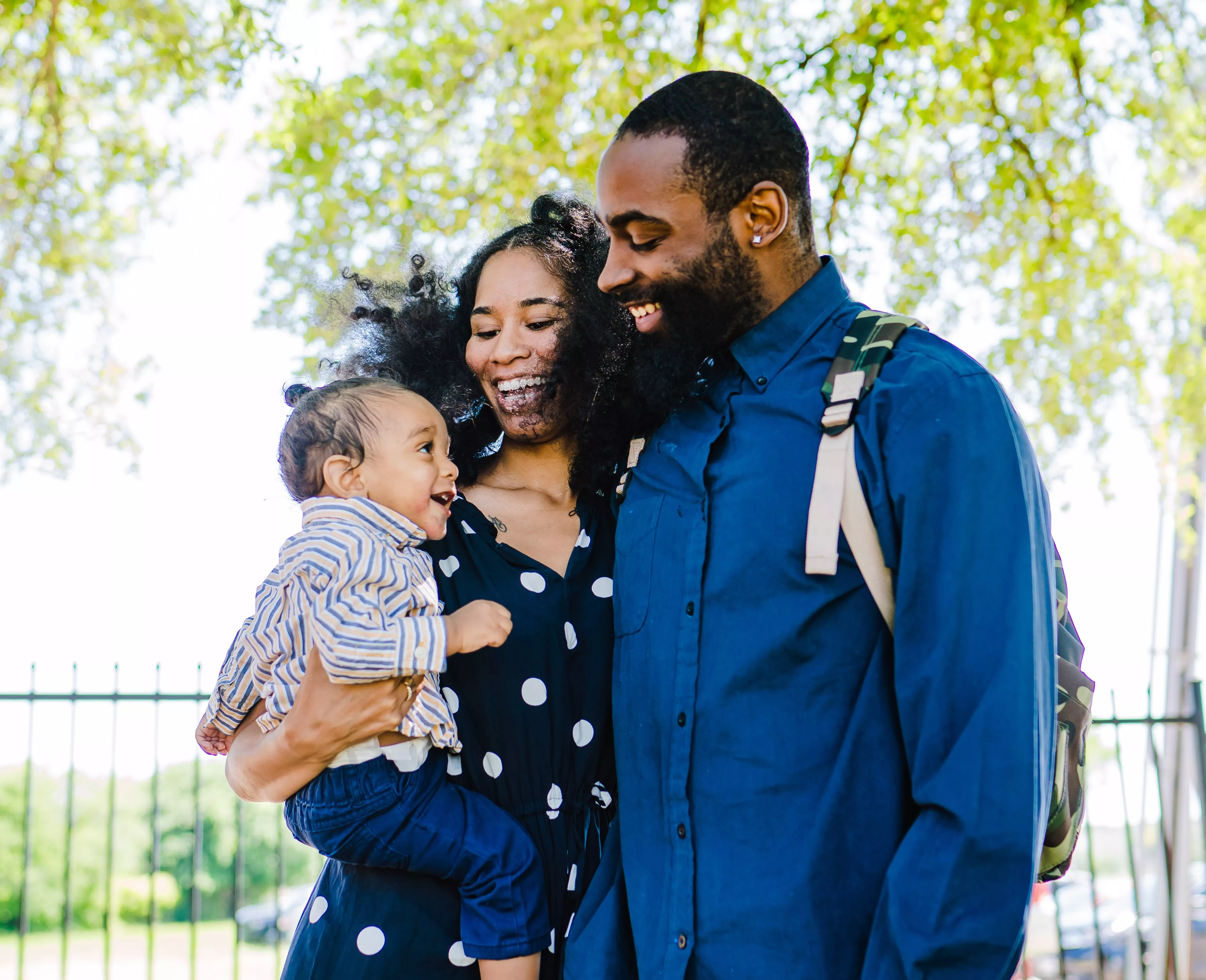Father and mother with young son | American Kidney Fund
